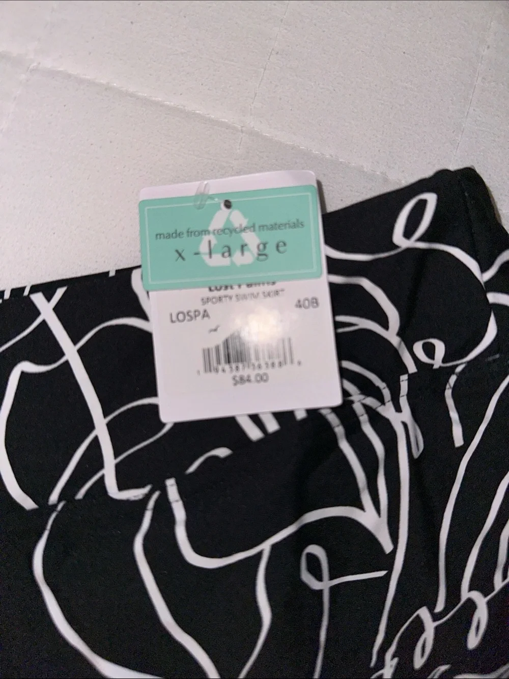 Women’s Black & White Leaf-Print Swim Coverup Skirt